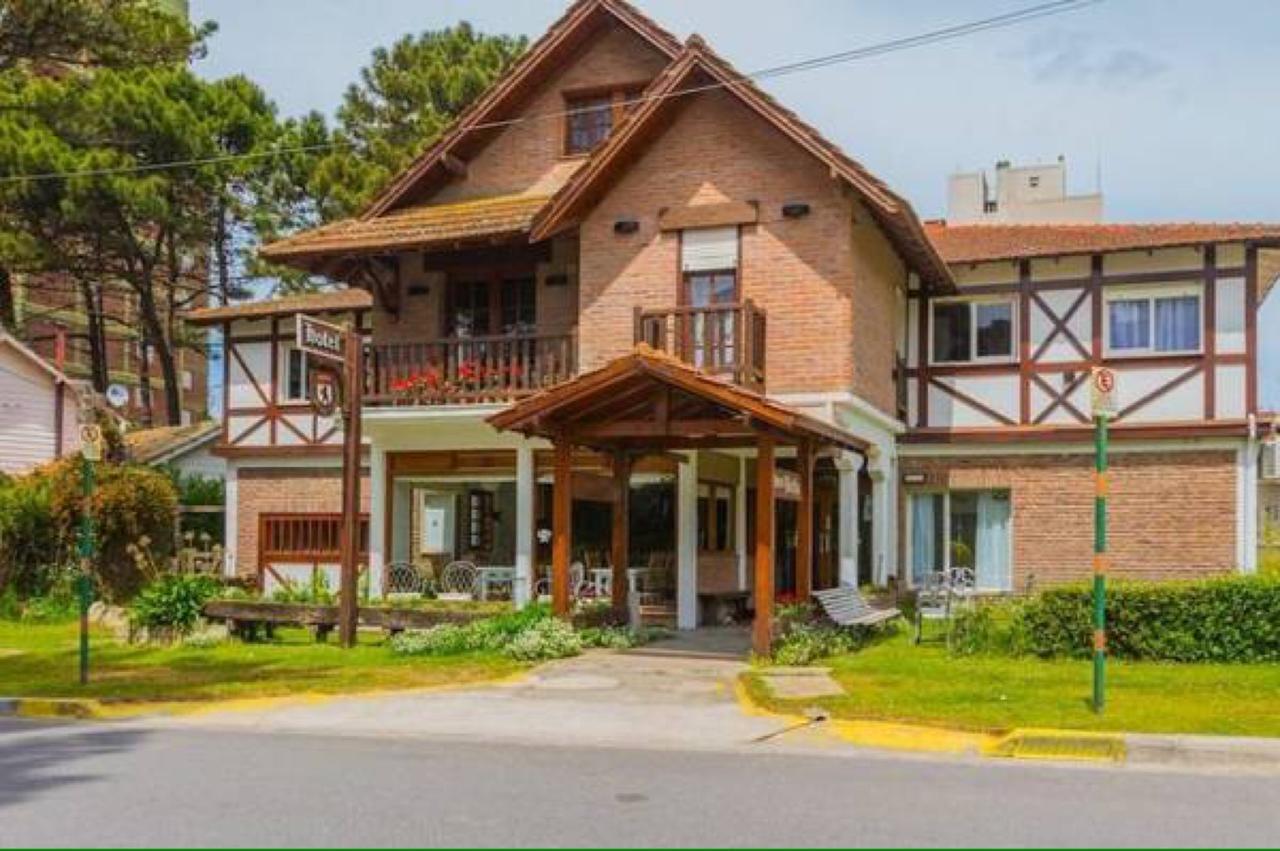 Hotel Berlin Pinamar Kültér fotó